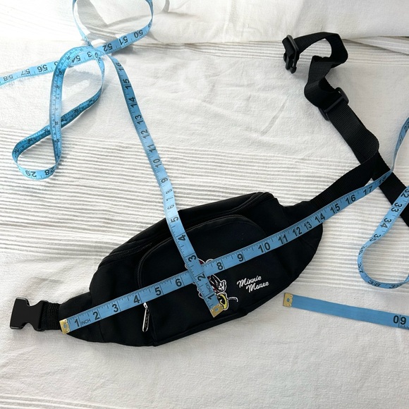 Disney Embroidered Minnie Mouse Black Fanny Pack Waist Bag - Picture 8 of 9